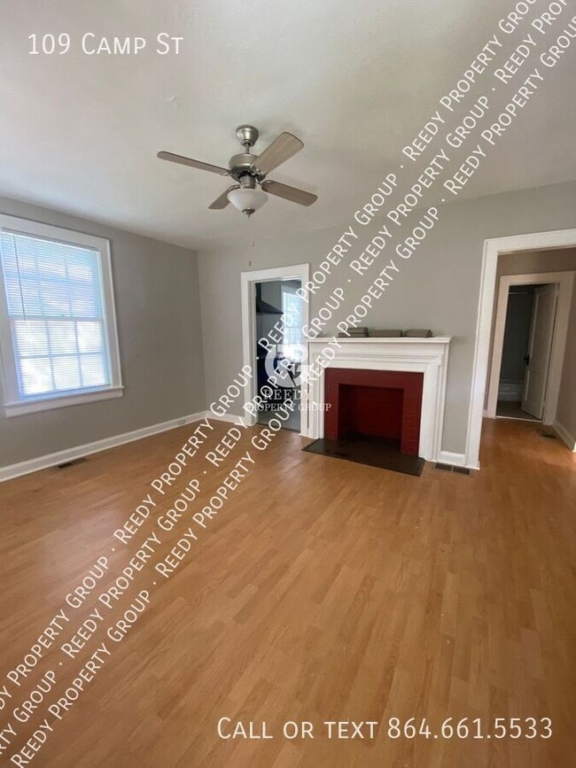 Building Photo - 109 Camp St