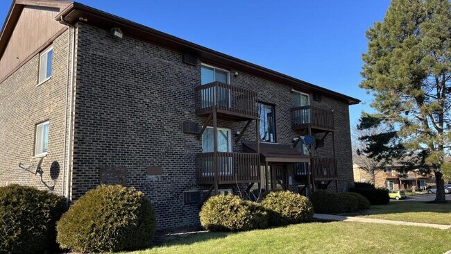 Foto del edificio - 539 Brookside Dr