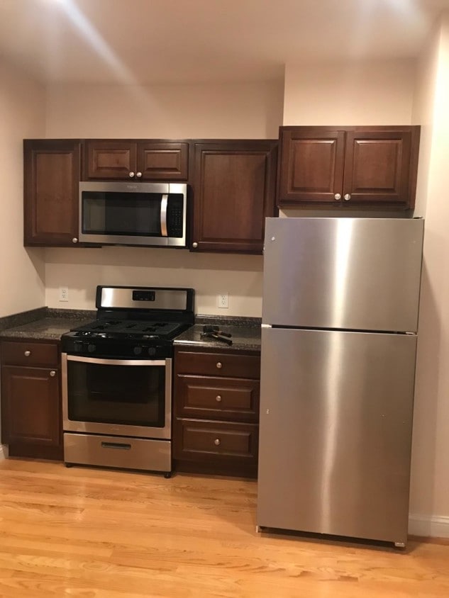 Foto principal - 280 Brookline St