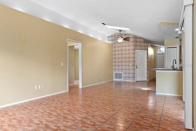 Foto del edificio - 1465 Eden Dr