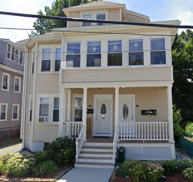 Building Photo - 130 Nichols Ave