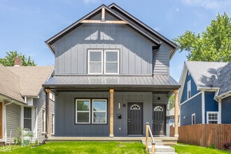 Building Photo - 726 Parkway Ave