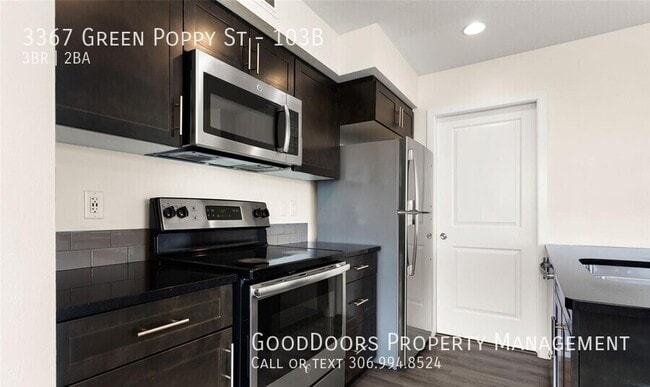 Building Photo - 3367 Green Poppy St
