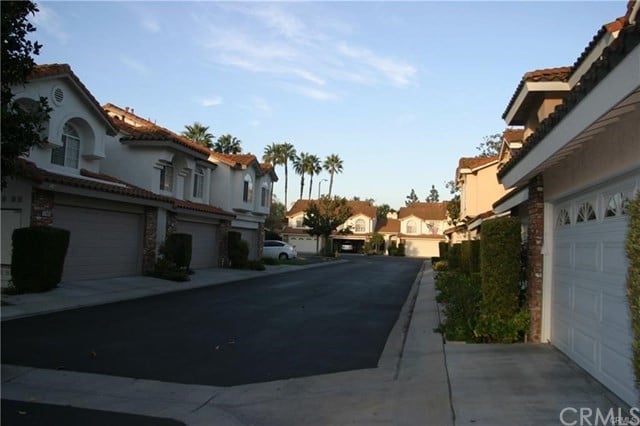 Building Photo - 27406 Hyatt Ct