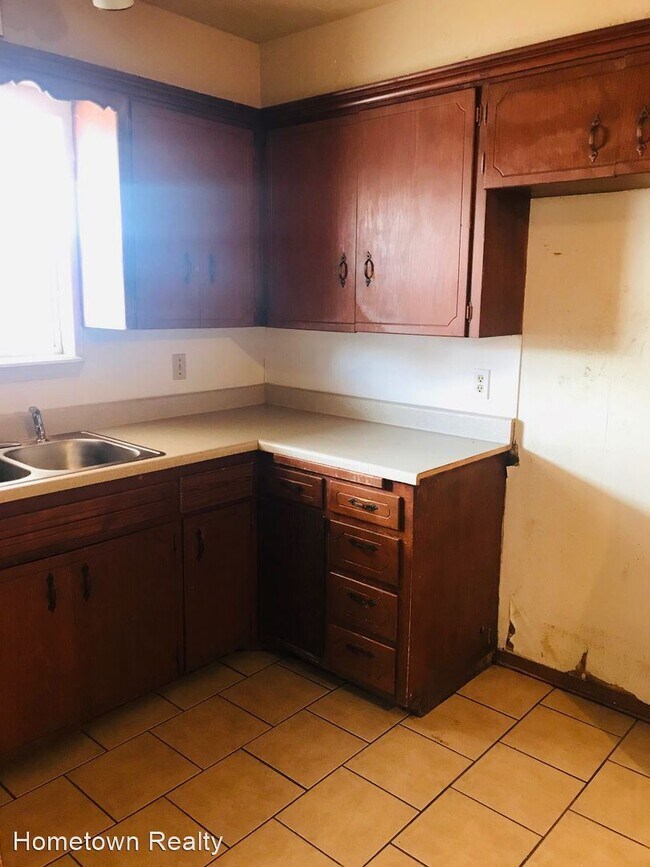Building Photo - 3 br, 1.5 bath House - 433 NW 87th Street