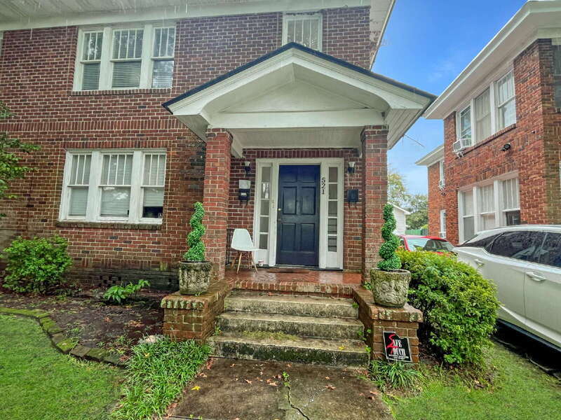 Primary Photo - 521 E 49th St