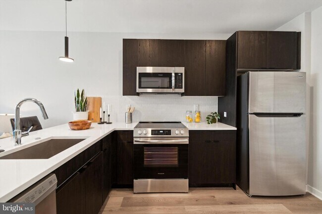 Foto del edificio - 3449 Scotts Ln