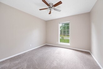 Building Photo - 27210 Jimmy Ln