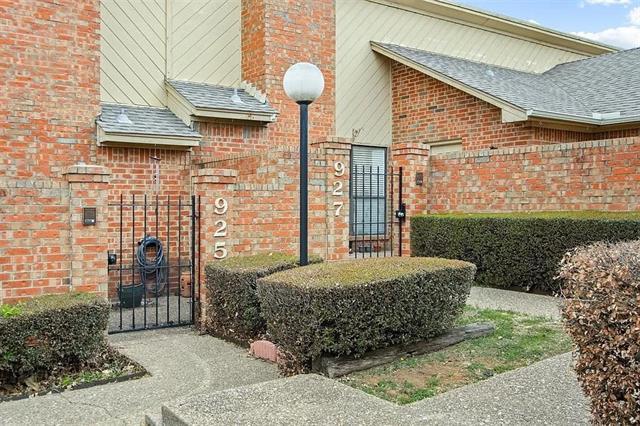 Building Photo - 925 Cedarland Blvd