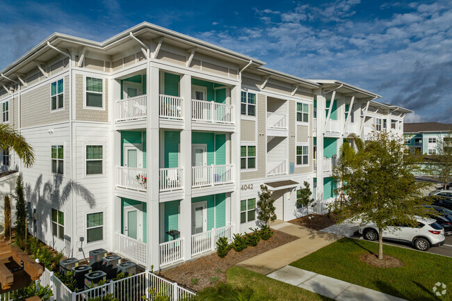 Lantana at Cypress Cay