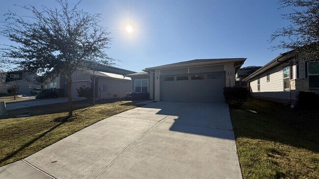 Foto del edificio - 10502 Deaton Ln