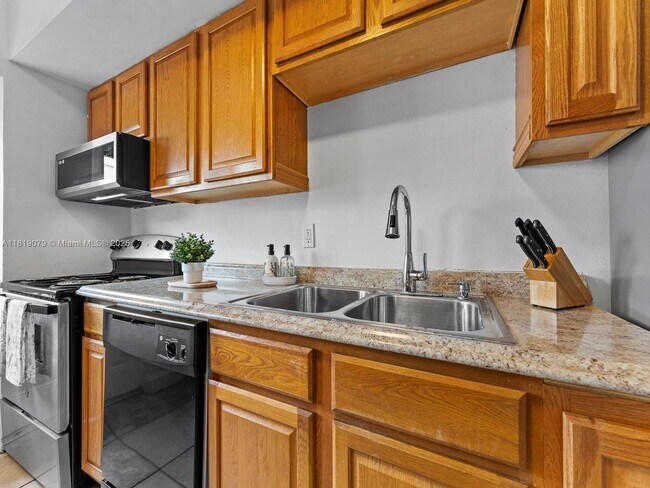 Foto del edificio - 1418 N 16th Ave