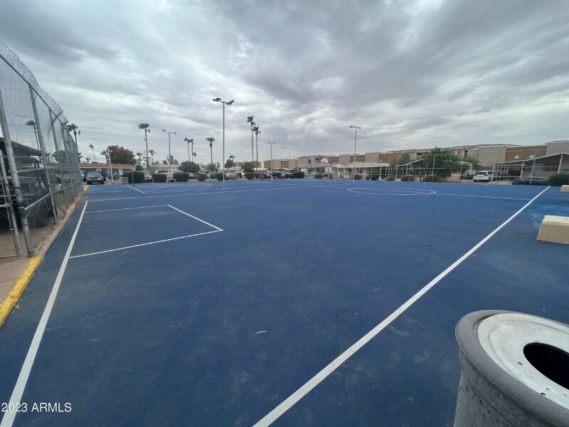 Foto principal - 1650 S Arizona Ave