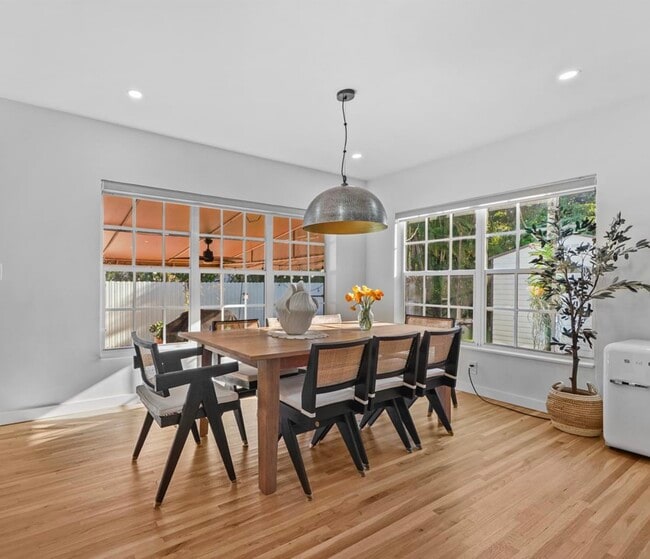 Foto del edificio - 6331 SW 18th St