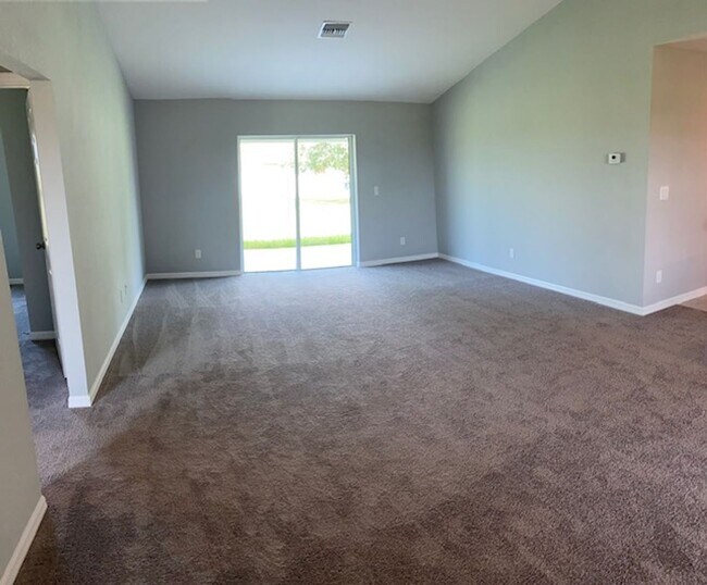 Foto del edificio - 4137 NE 14th Pl