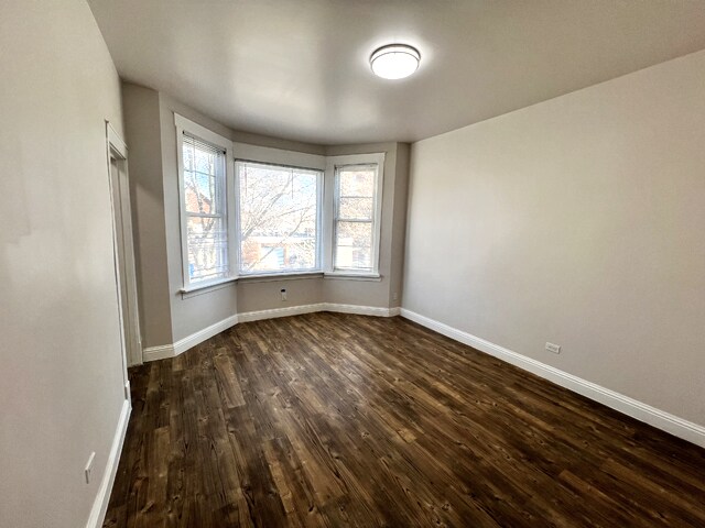 Foto del edificio - 8208 S South Shore Dr