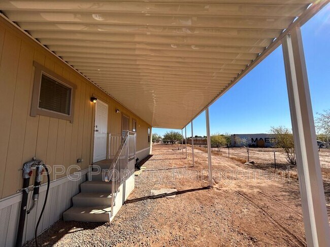 Foto del edificio - 28805 N 213th Ave