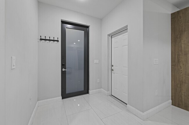 Building Photo - 2906 65th St W