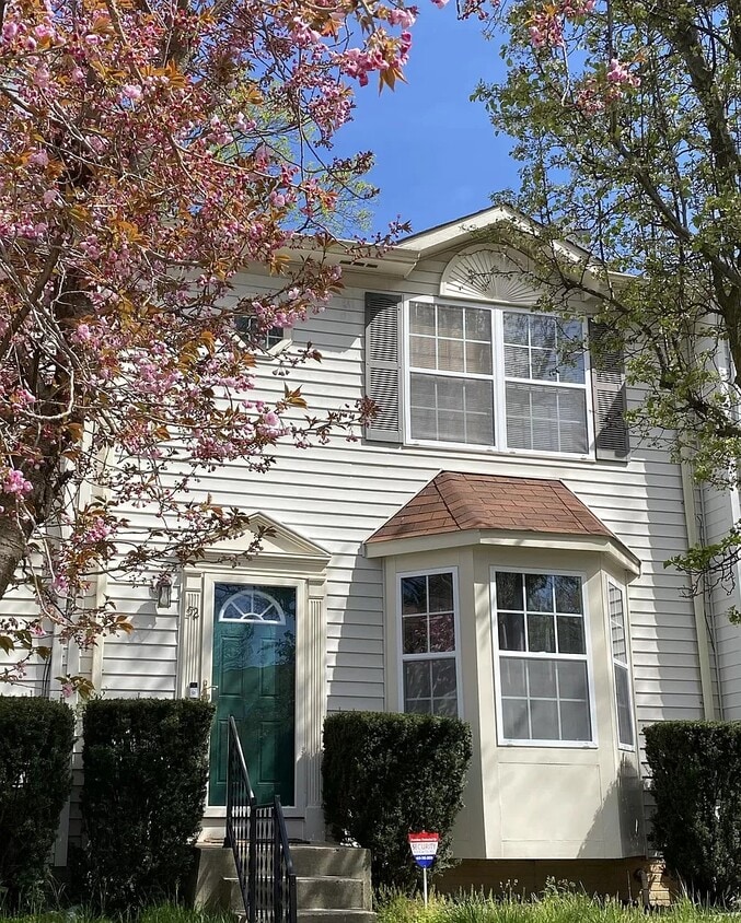 52 Black Oak Ct, Reisterstown, MD 21136 Townhome Rentals in