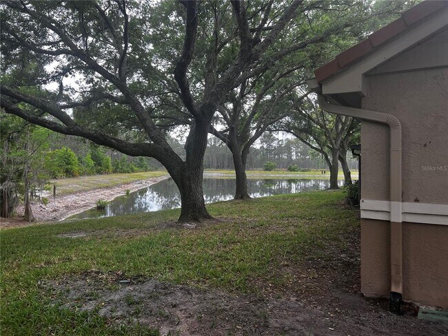 Building Photo - 17569 Fairmeadow Dr