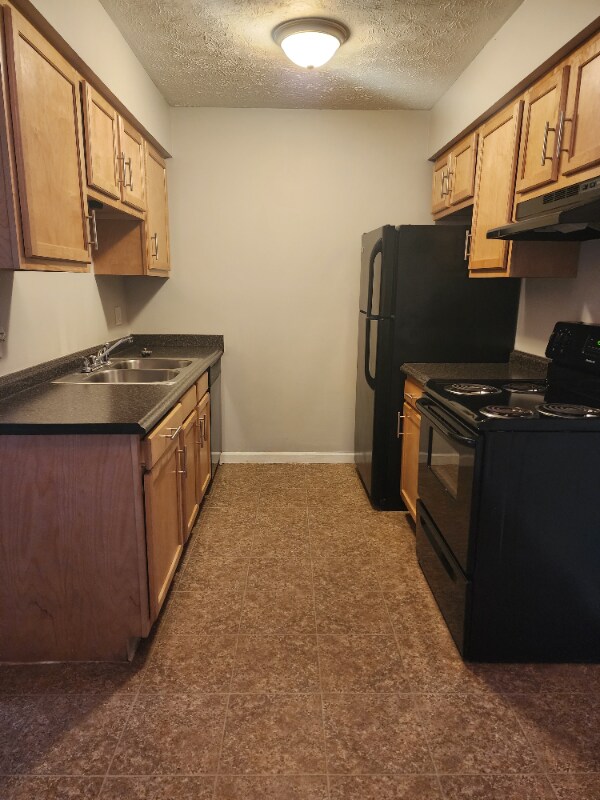 Foto del edificio - 7300 Sunset Strip Ave NW