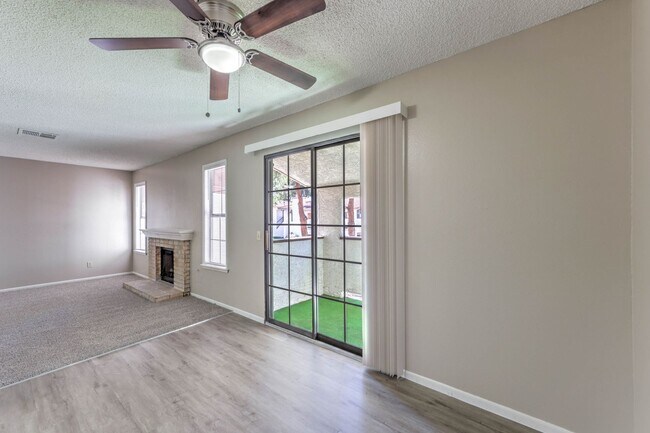 Building Photo - Newly RENOVATED Two Bedroom, 2 Bathroom Condo