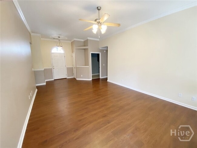 Building Photo - 197 Lewis Dr