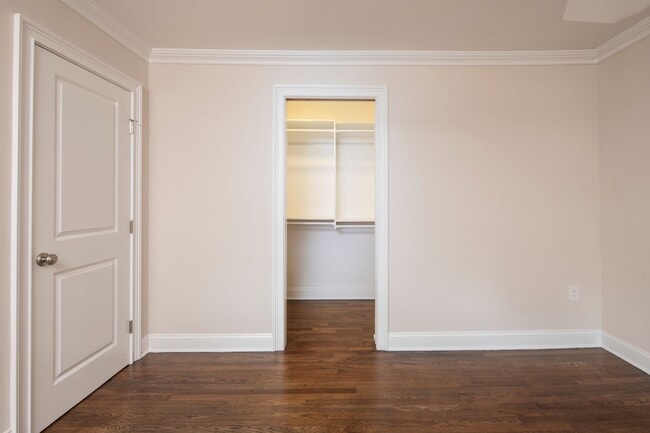 Interior Photo - Linden Apartments