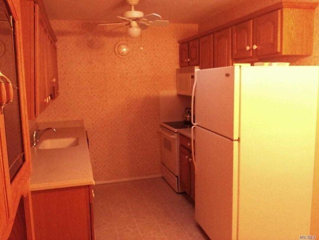 Building Photo - 229 Blackpool Ct