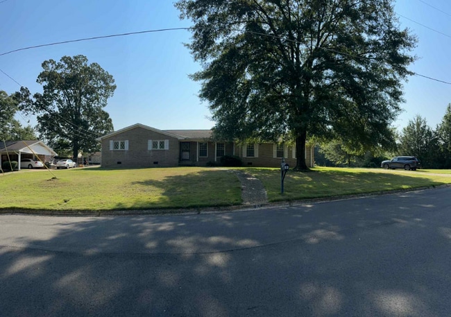 Building Photo - 63 Bellview Dr
