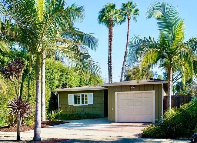 Foto del edificio - 10748 Westminster Ave