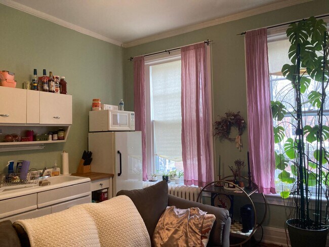 Foto del edificio - 2611 W Grace St