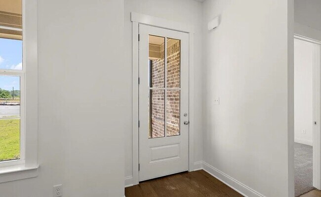 Foto del edificio - 660 Bolivar Dr