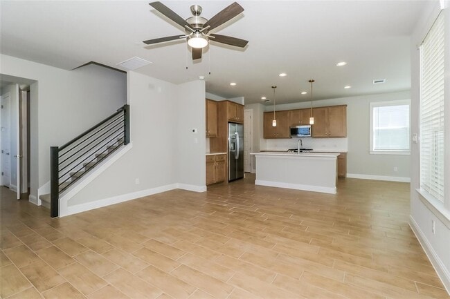 Foto del edificio - 2605 Sam Bass Rd