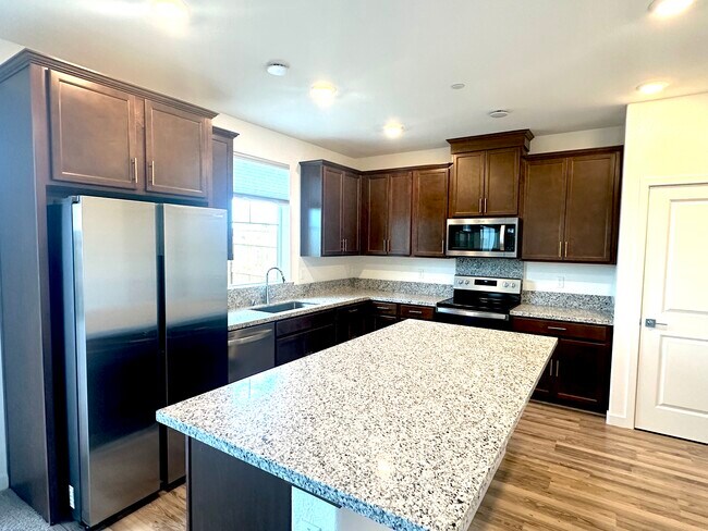 Building Photo - 8112 Moongate Wy
