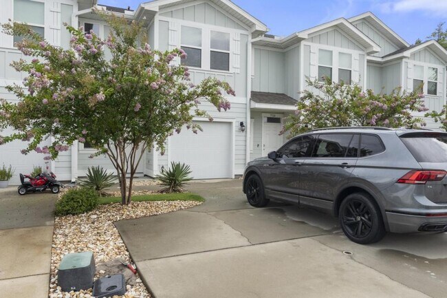 Foto del edificio - 7522 Shadow Lake Dr