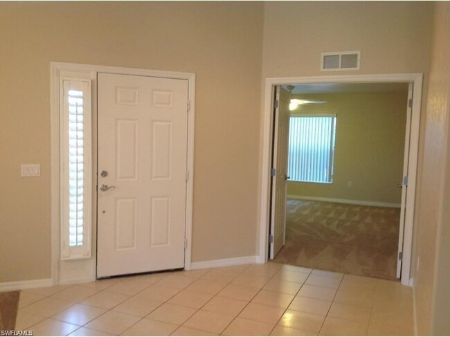 Building Photo - 2494 Greendale Pl