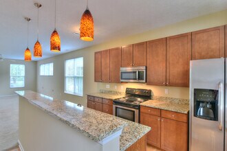 Building Photo - Grandview Village Apartments