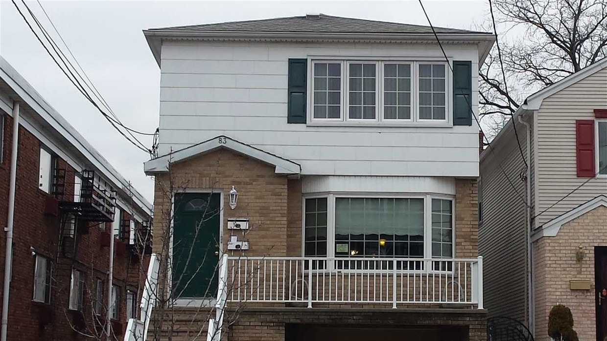 83 W 5th St, Bayonne, NJ 07002 House Rental in Bayonne, NJ
