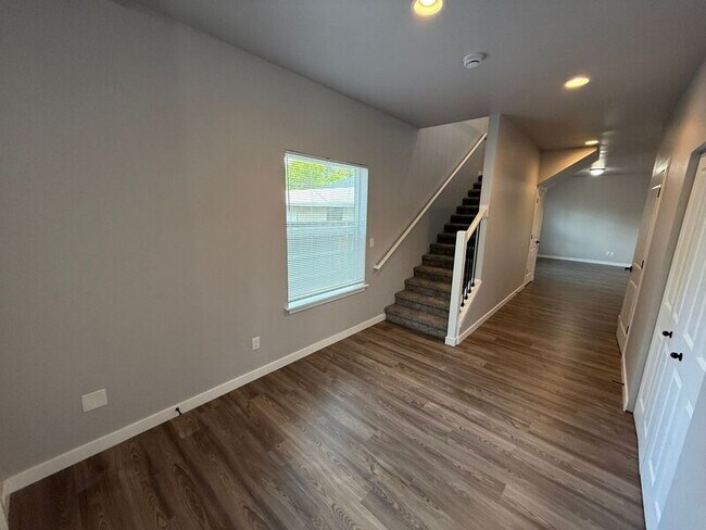Foto del edificio - 871 Hickory St NE