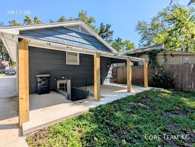Building Photo - 1800 SF House for Rent in Waldo