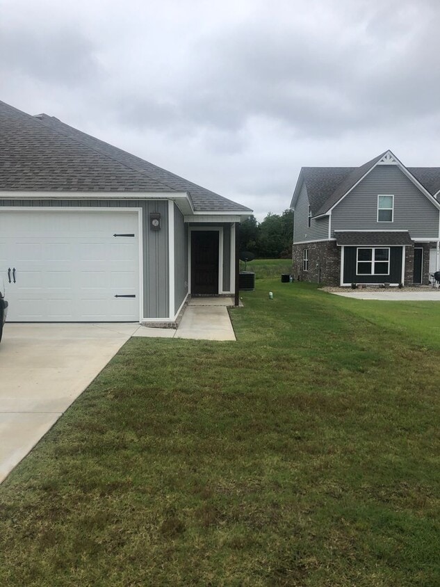 Primary Photo - COX-NORTHRIDGE DRIVE