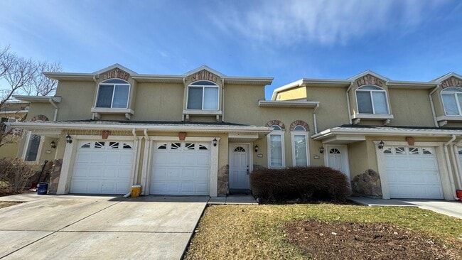 3 Bedroom 2.5 Bath in West Jordan! - 3 Bedroom 2.5 Bath in West Jordan! Townhome