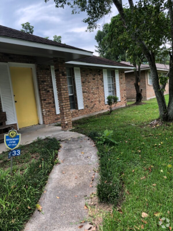 Mayfair North Apartments under 1,500 Baton Rouge, LA 2 Rentals