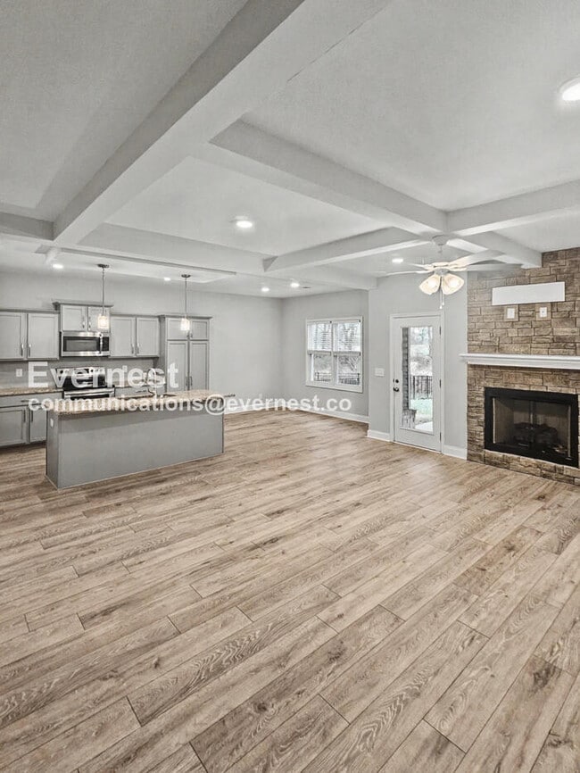 Building Photo - 4043 Ft Sumter Dr