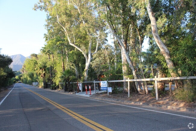 Building Photo - 1220 Rancho Dr