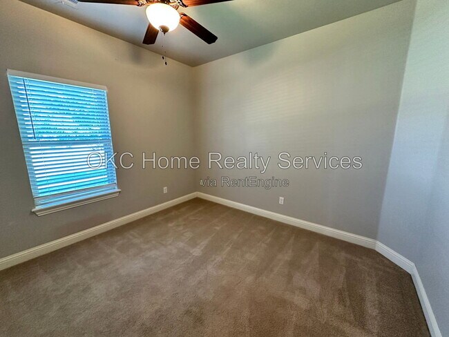 Foto del edificio - 8509 NW 125th St