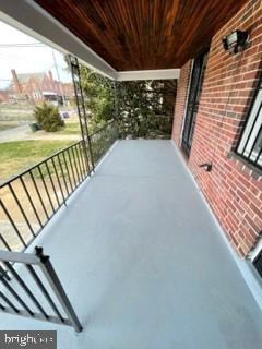 Foto del edificio - 3705 Gibbons Ave