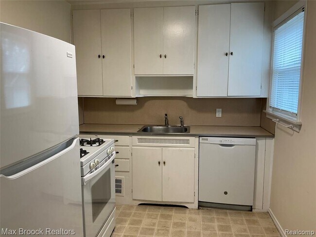 Foto del edificio - 2104 Brickley St