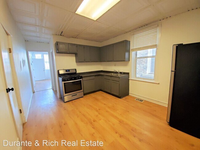 Foto del edificio - 2 br, 1 bath House - 2617 W 24th St Unit 1